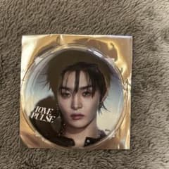 TREASURE LOVE PULSE ジフン 缶バッジのサムネイル