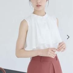 新品　Andemiu 2WAYスリットブラウス　オフホワイトのサムネイル