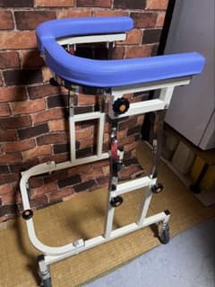 アルコー歩行器12型 ⭐️直接引き取り限定！ アルコー歩行器12型 ⭐️直接引き取り限定！ | Mercari