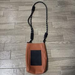 ニコアンド　サコッシュのサムネイル