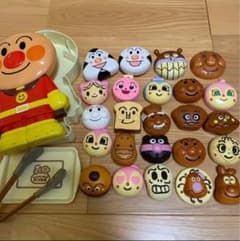 アンパンマン パン工場　おもちゃ　バイキンマン　ドキンちゃん　弁当箱　セットのサムネイル