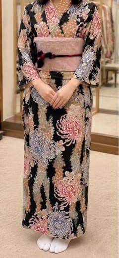 撫松庵　黒地 菊模様 浴衣　　帯　　帯締め　セットのサムネイル