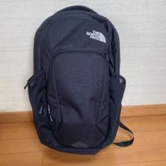 リュック　美品　ノースフェイス　　ピボターのサムネイル