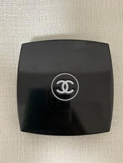シャネルリップのサムネイル