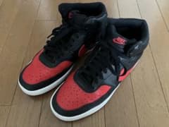 NIKE ハイカットスニーカー ブラック レッドのサムネイル