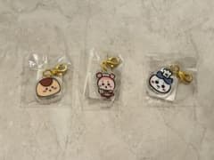 ちいかわ　くりまんじゅう　ハチワレ　カニ　チャームのサムネイル