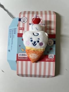 BT21 baby 봉제인형 배지 패밀리 마트 한정 RJ