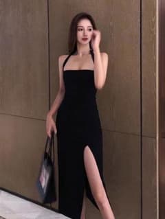 黒 パーティードレスのサムネイル