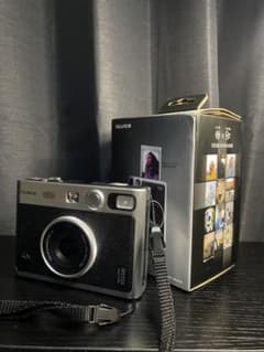 FUJI FILM インスタントカメラ instax mini EVOのサムネイル