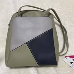 HUND RED ジオメトリックショルダーバッグ - メルカリ