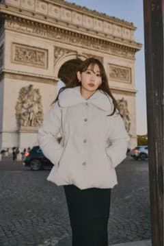 タグ付】Gold-Button Tweed Down Jacket - メルカリ