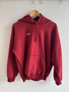 VETEMENTS パーカー レッド Lサイズのサムネイル