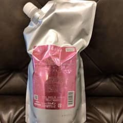 aujua  クエンチ シャンプーのサムネイル