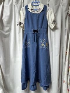 アクシーズ　美女と野獣　コラボ　刺繍デニムジャンパースカート　ブラウス　セットのサムネイル