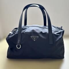 美品】プラダ ミニボストンバッグ イタリア製 トライアングルロゴ 黒