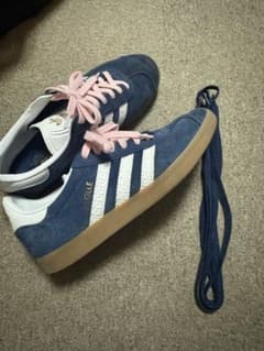 adidas GAZELLE ネイビー ピンクシューレースのサムネイル