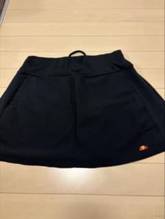 ellesseスコート Lサイズ ブラックのサムネイル