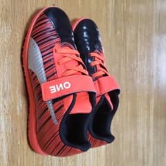 プーマ　サッカー　トレーニングシューズ　19cmのサムネイル
