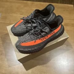 アディダス　イージーブースト　350 V2のサムネイル