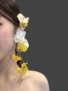 フラワーイヤーカフ【両耳セット】　ウェディング　フラワーのサムネイル