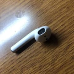 Apple AirPods 第1世代右耳のサムネイル