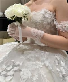 ウェディンググローブ CARLAのサムネイル