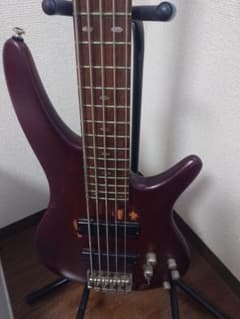 ibanez sr500e　5弦ベースのサムネイル