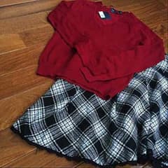 （タグ付き新品）ZARA セーターとスカートのセット♪のサムネイル