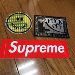 Supreme 限定コラボステッカー含む3点セットのサムネイル