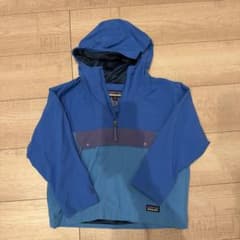 patagonia フード付きジャケット XSのサムネイル