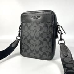 COACH ショルダーバッグ シグネチャー PVC 斜めがけ CC009 - メルカリ