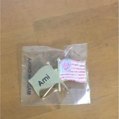 Ami ピンバッチのサムネイル