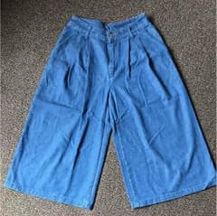 【美品】ワイドパンツ Sのサムネイル