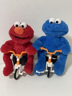 セサミストリート(エルモ/クッキーモンスター)ぬいぐるみ自転車のサムネイル