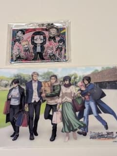 Attack Titan Merchandise set of 2
