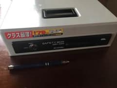 アイリス オーヤマ セーフティボックス 金庫のサムネイル