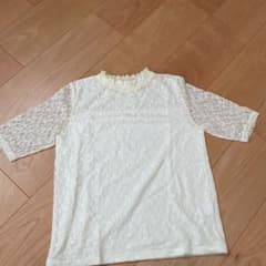 最終価格＊レース花柄トップスのサムネイル