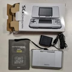 【値下げしました】ニンテンドーDS　本体　充電器　箱　説明書付きのサムネイル