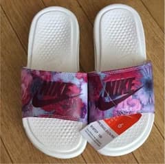【SALE】ナイキ ベナッシ シャワーサンダル ピンク 23cmのサムネイル