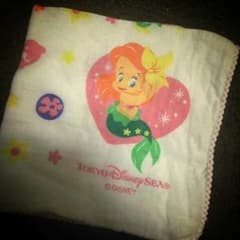 ＊ディズニー アリエルハンカチ＊のサムネイル