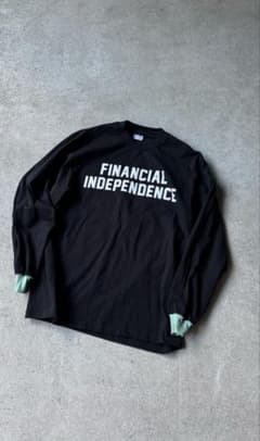 anyteeFINANCIAL INDEPENDENCE 長袖カットソー anytee 長袖カットソー FINANCIAL INDEPENDENCE - メルカリ