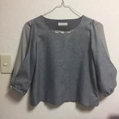 フリル袖スカラップブラウスのサムネイル