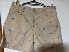 ショートパンツのサムネイル