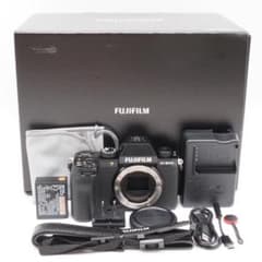 FUJIFILM X-S10 ボディ 元箱 ストラップ付 ショット数2,129回 - メルカリ