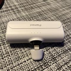 超小型iPhone 用モバイルバッテリー(5000mAh)のサムネイル