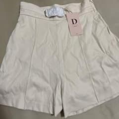 Darich ショートパンツ アイボリー Mサイズ - メルカリ