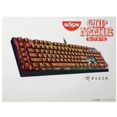カップヌードルクエストII RAZER ゲーミングキーボード 謎肉