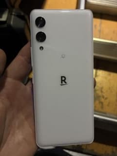 Rakuten Hand 5G ホワイトのサムネイル