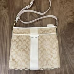 COACH シグネチャー ショルダーバッグのサムネイル