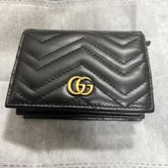 美品　GUCCI GGマーモント　二つ折り財布限定お値下げのサムネイル